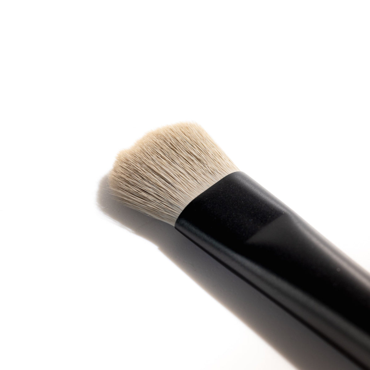 Jo Leversuch Flat Eyeshadow Brush