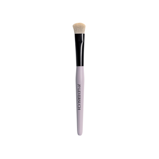 Dense Foundation Brush
